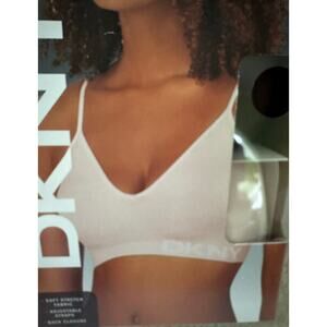 DKNY Women’s 2pk bra set. NWT Pink and Black.